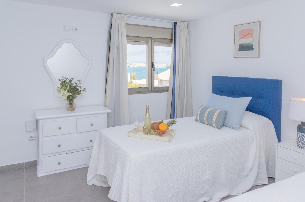 Apartment Holiday 5 Beachfront Corralejo By Holidays Home المظهر الخارجي الصورة